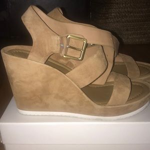 🚨LAST CHANCE! Calvin Klein Suede Wedges